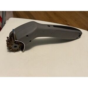 Grill Tek Grill Brush, Battery operated , Good Condition